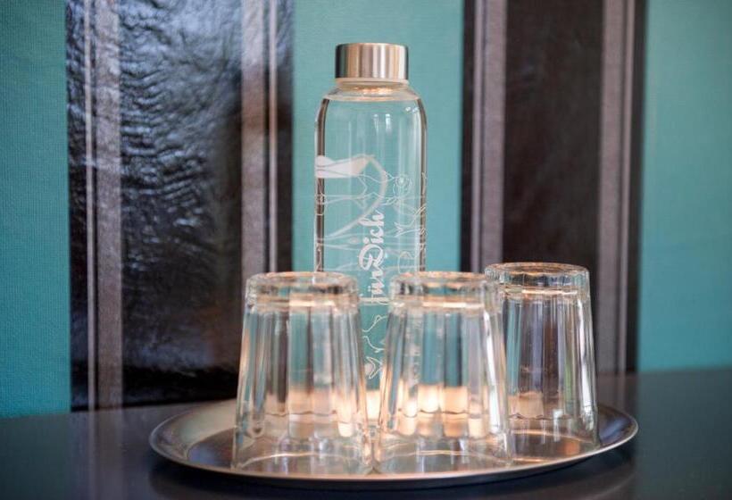 اتاق استاندارد چهارنفره با سرویس بهداشتی مشترک, Guesthouse Fürdich