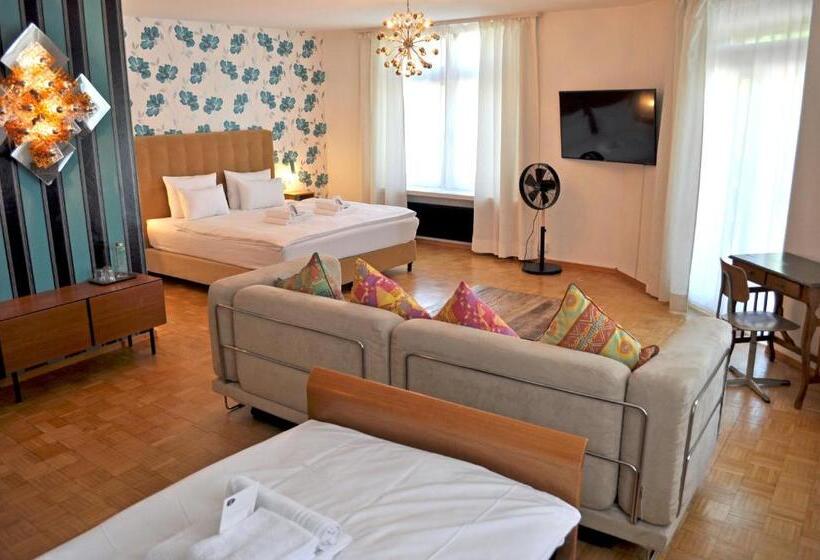 اتاق استاندارد چهارنفره با سرویس بهداشتی مشترک, Guesthouse Fürdich