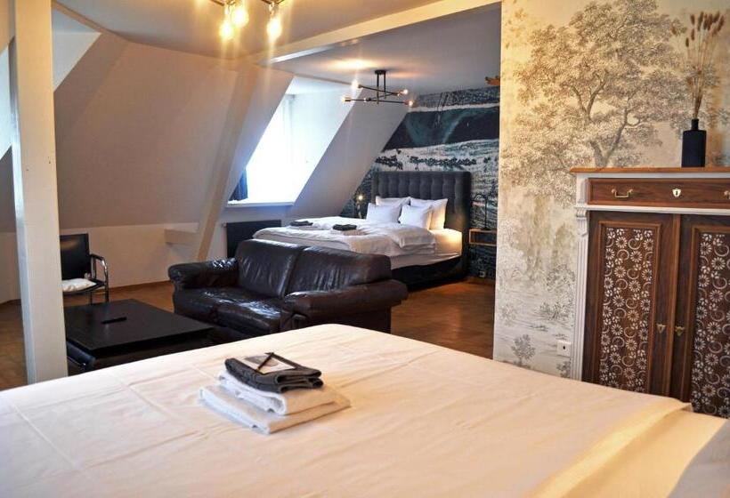 اتاق استاندارد چهارنفره با سرویس بهداشتی مشترک, Guesthouse Fürdich