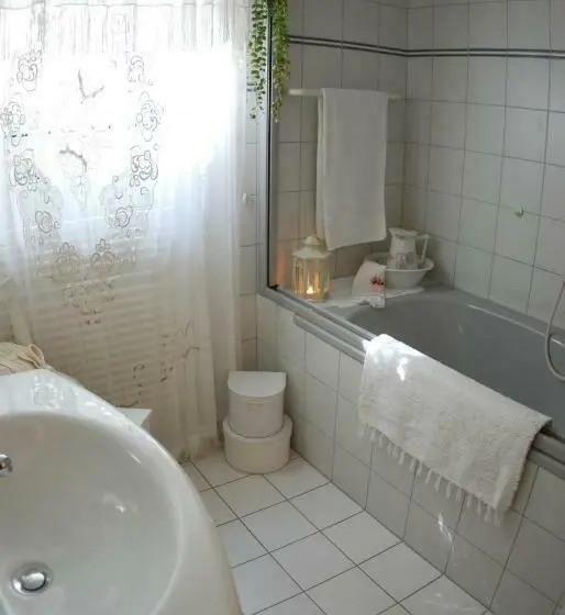 スーペリアールーム, Bed And Breakfast Im Röseligarten