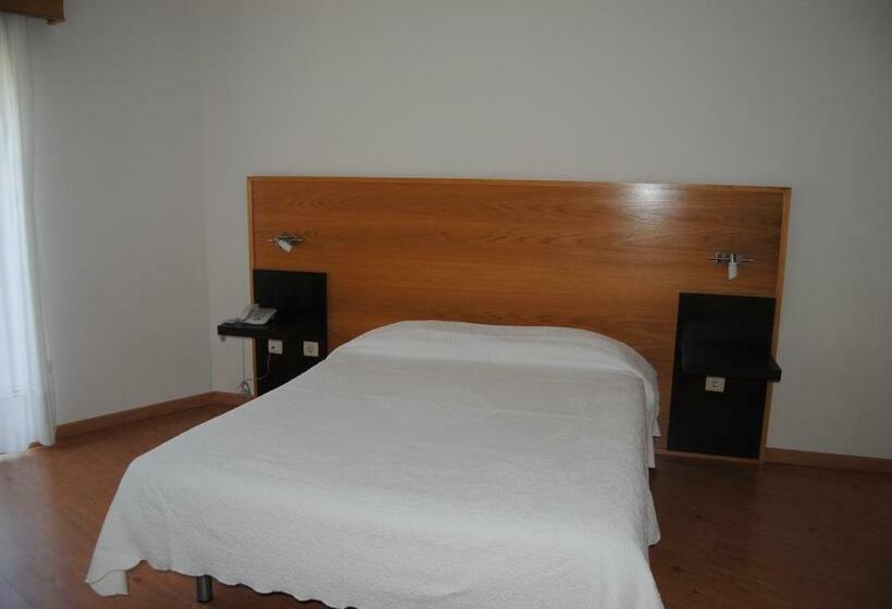 غرفة قياسية, Covilhã Jardim