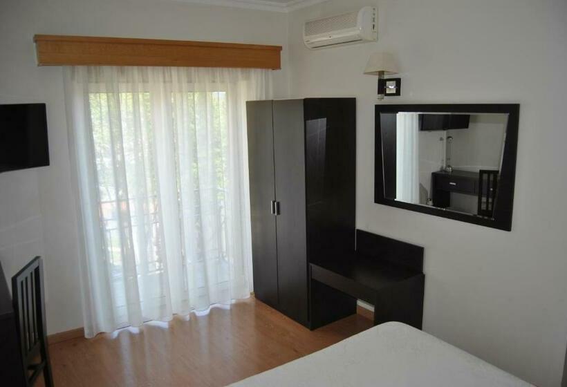 غرفة قياسية, Covilhã Jardim