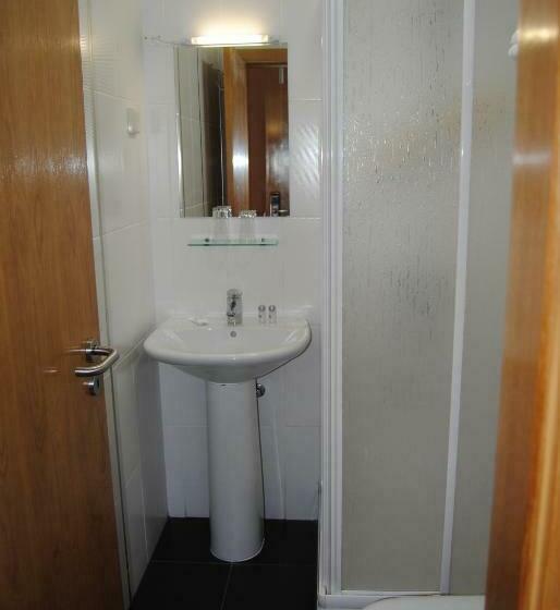 غرفة قياسية, Covilhã Jardim