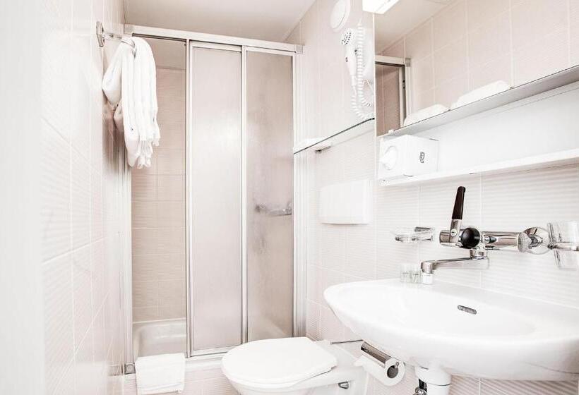 经济房, Cristal Flumserberg