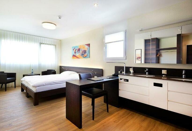 חדר סטנדרט עם מרפסת, Glanis