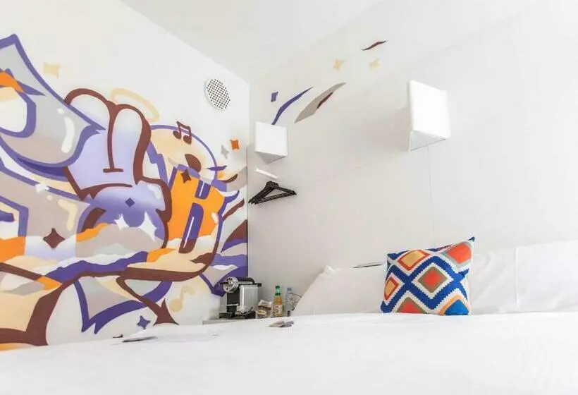 Standard-huone, Ibis Styles Lausanne Center Mad House