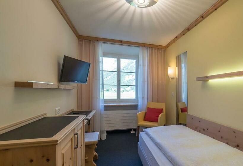 חדר סטנדרט יחיד, Maria