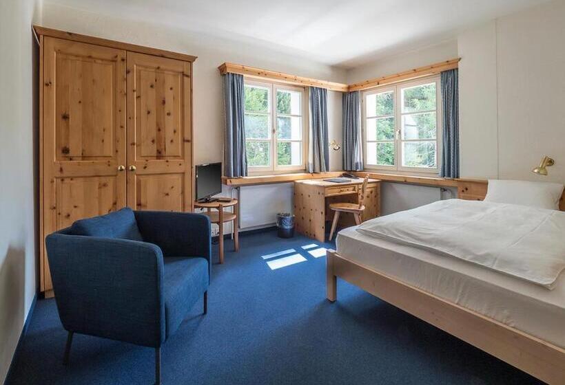 חדר סופריור יחיד, Maria