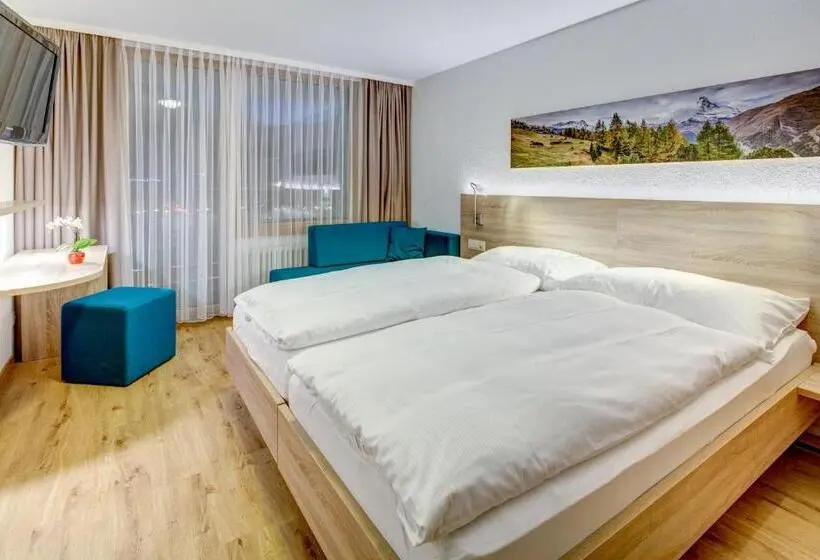 Standard Kolmen Hengen Huone, Matterhorn Inn