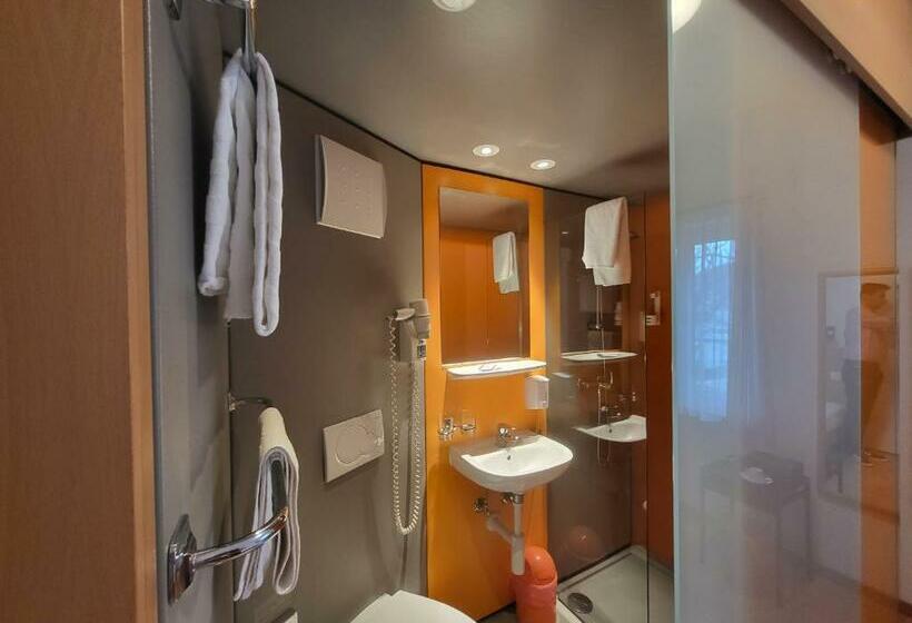 스탠다드 싱글 룸, Restaurant Eyholz