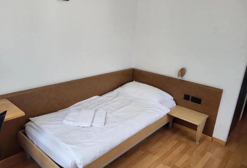 Habitación Estàndard Individual, Stadthof Glarus
