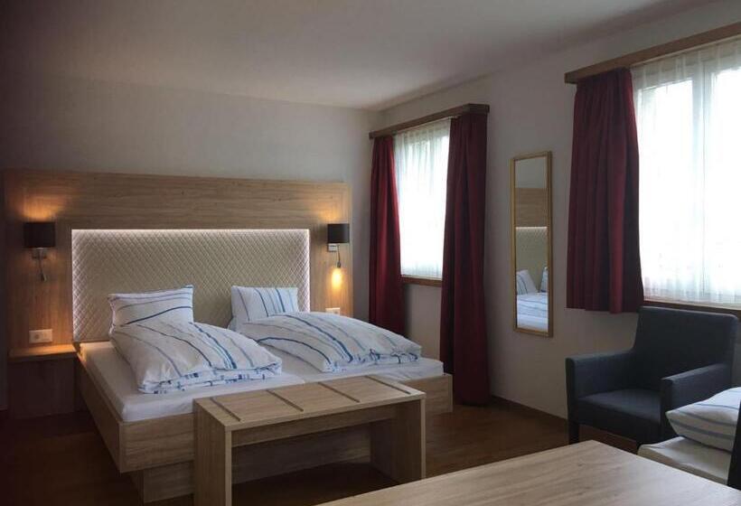 スタンダードルーム, Schützenhaus