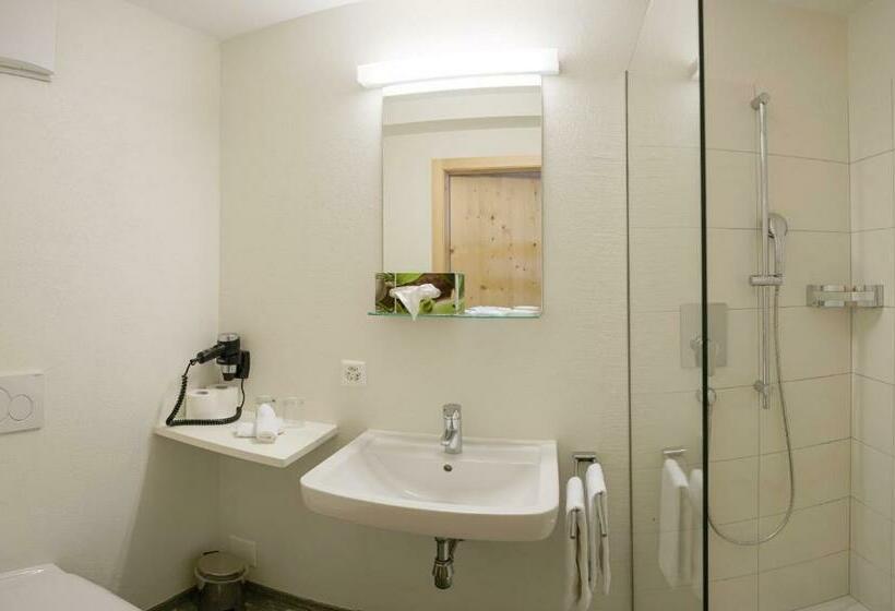 غرفة قياسية, Steinbock Vals