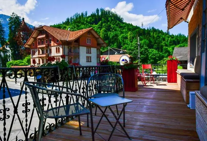 آپارتمان 1 خوابه با بالکن, Tell And Apartments