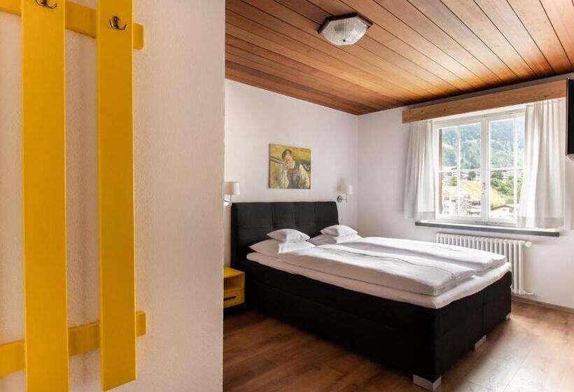 חדר סטנדרט נוף להרים, Tgesa Romana