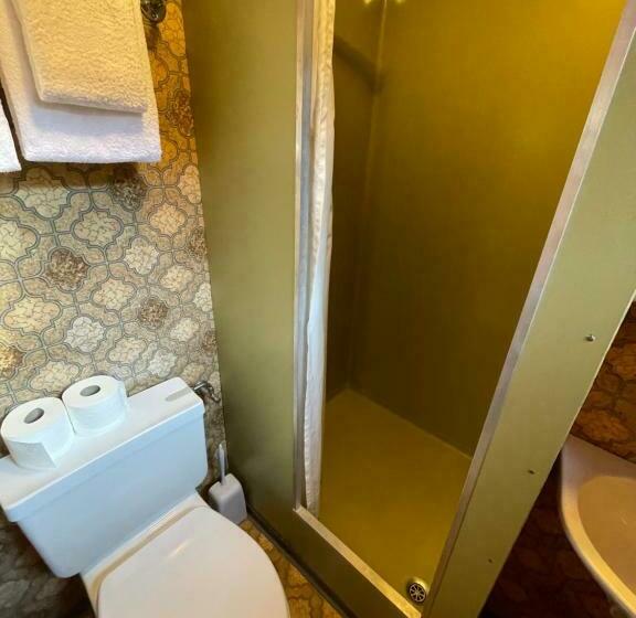 חדר סטנדרט, Tourist