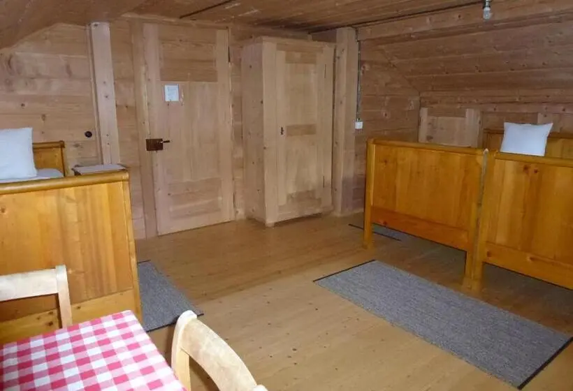 Habitació Triple Estàndard Bany Compartit, Waldrand
