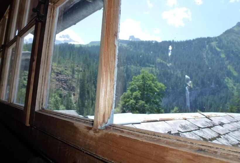 Standard Trippelrum Delat Badrum, Waldrand