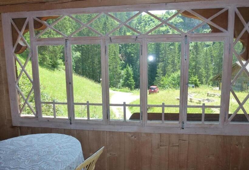 Standardrum Delat Badrum, Waldrand