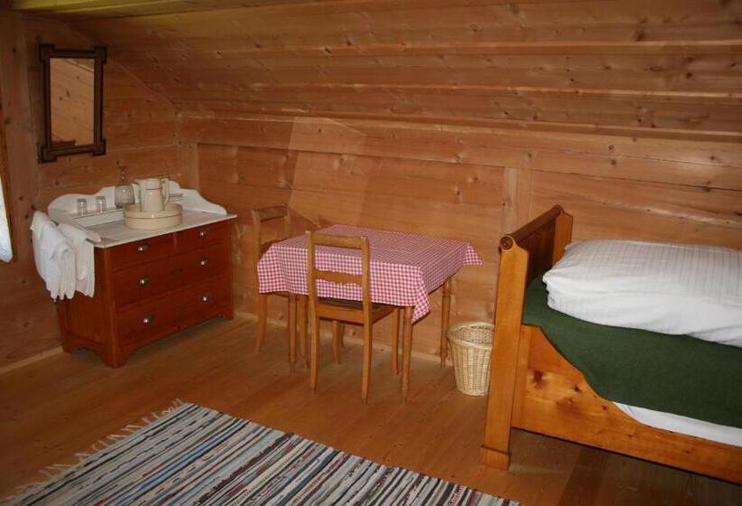 Standard Trippelrum Delat Badrum, Waldrand