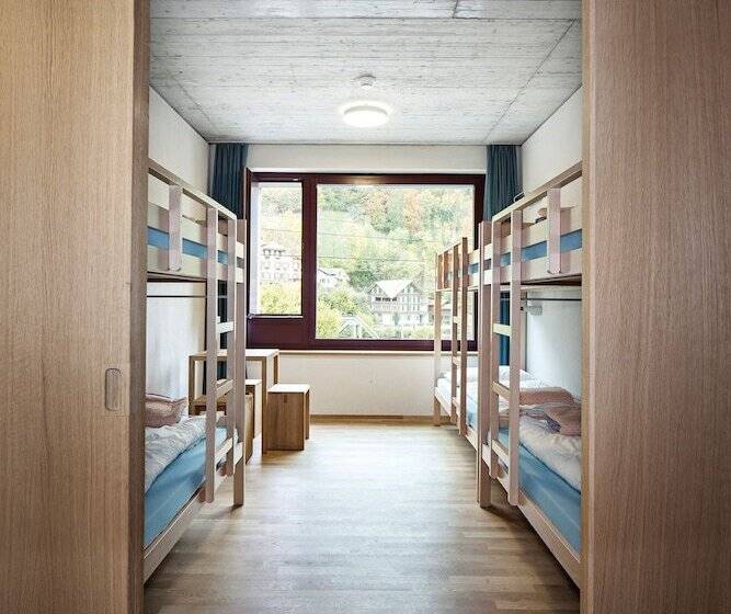 Номер Стандарт Совместная Ванная, Interlaken Youth Hostel