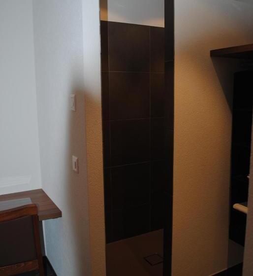 חדר סטנדרט, Du Soleil