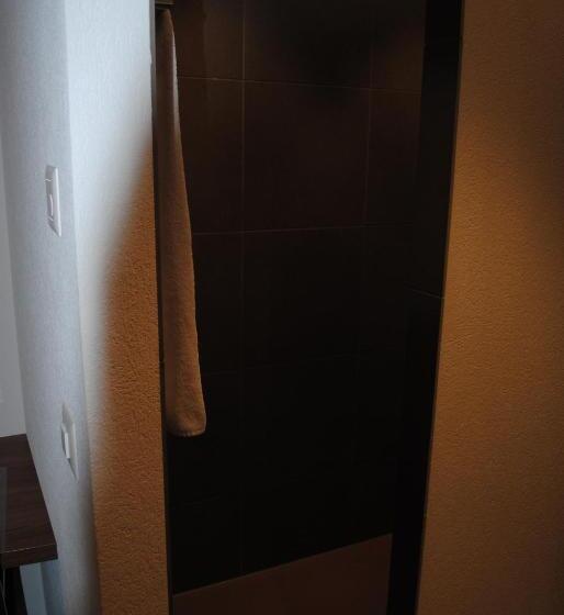 חדר סטנדרט, Du Soleil