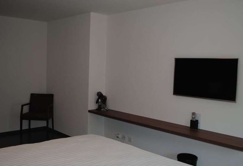 סוויטה, Du Soleil