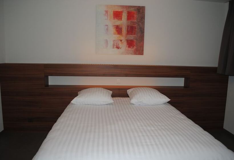 חדר סטנדרט מותאם לאדם עם מוגבלויות, Du Soleil