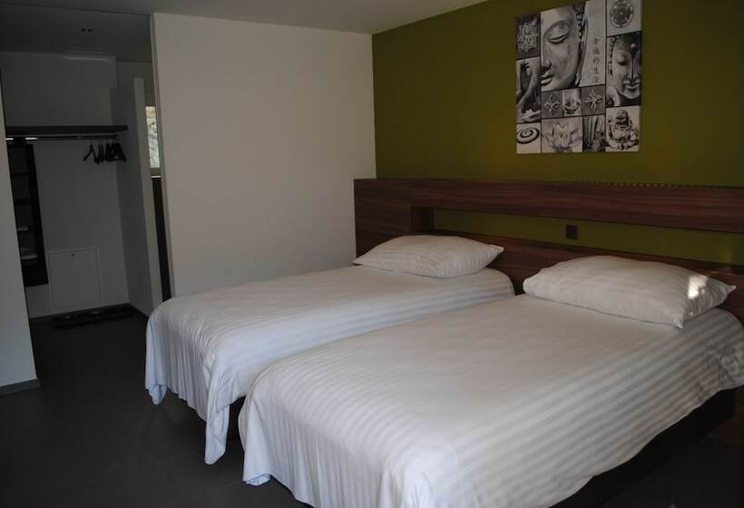 חדר סטנדרט, Du Soleil