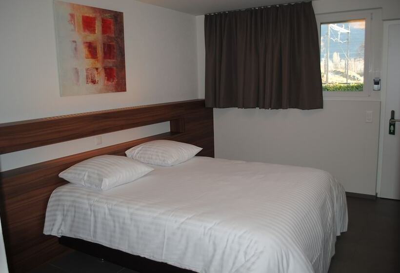 חדר סטנדרט מותאם לאדם עם מוגבלויות, Du Soleil