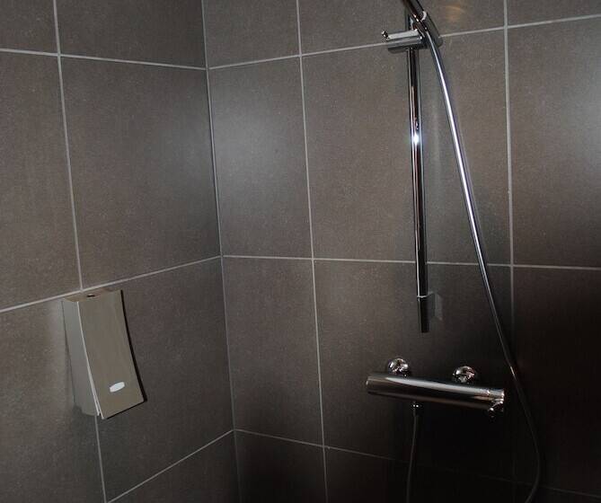 חדר סטנדרט, Du Soleil