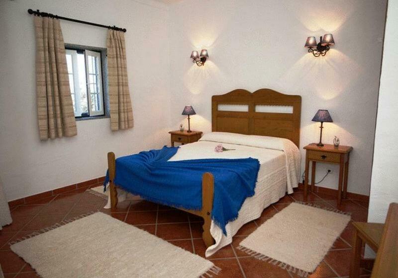 غرفة قياسية مزوَّدة بشُرفة, Naveterra Hotel Rural