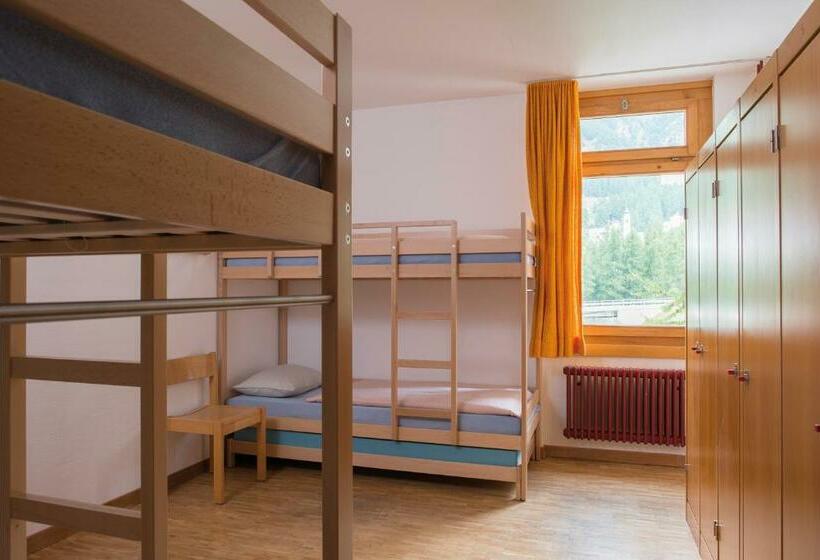غرفة قياسية رباعية حمام مشترك, Pontresina Youth Hostel