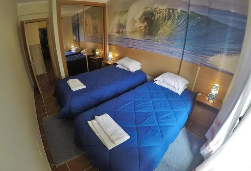 Standard-huone Jaettu Kylpyhuone, Supertubos Beach Hostel
