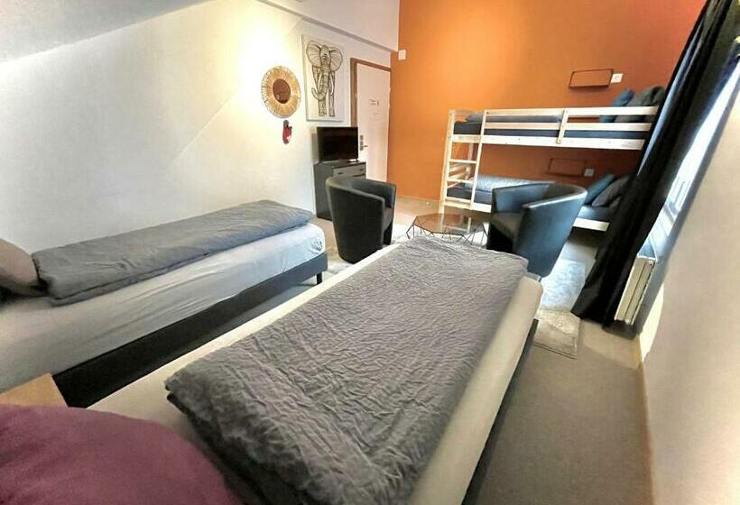 Четырехместный Номер Стандарт, Viva Hostel