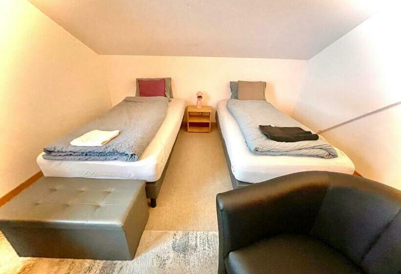 غرفة قياسية رباعية, Viva Hostel