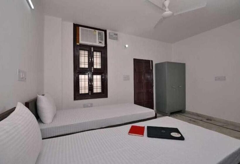 Üç Kişilik Klasik oda, O Pop Royal Guest House Near Omaxe Celebration Mall