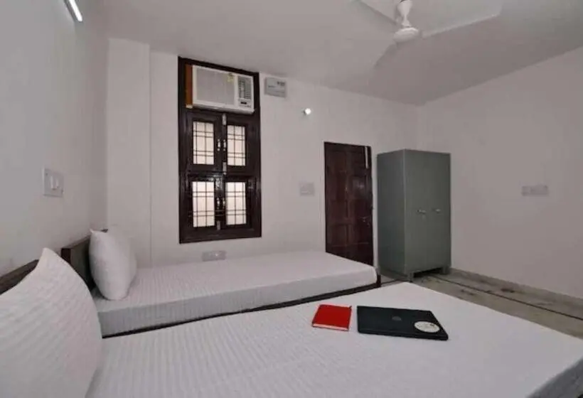 اتاق کلاسیک سه تخته, O Pop Royal Guest House Near Omaxe Celebration Mall