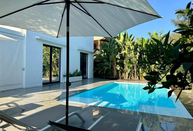 اتاق لوکس, Dimoro Luxury Rooms In Sicily