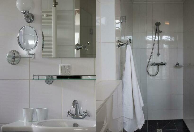 חדר סטנדרט, B & B Hotel The Baron Crown