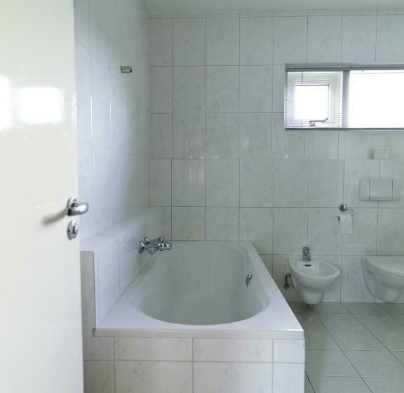 标准间, B & B Waalre