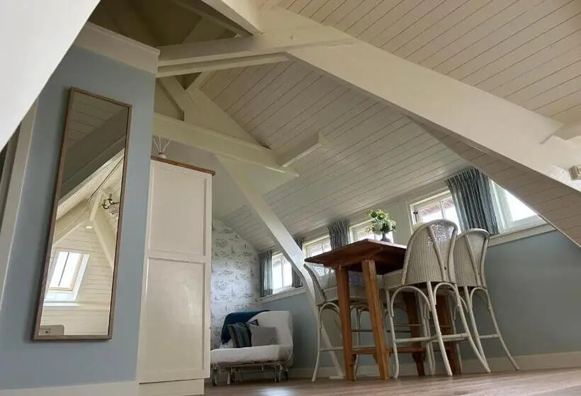 オーシャンビューデラックススイート, Villa Nieuwland B&b