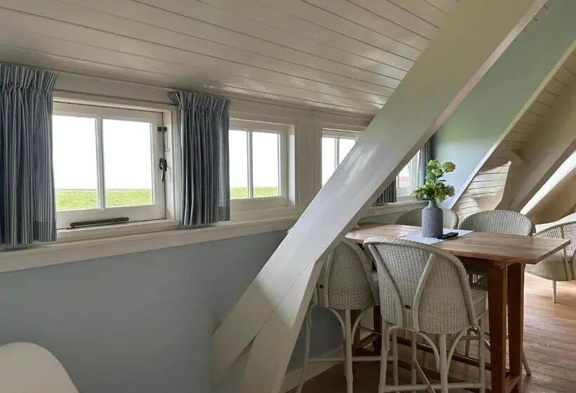 オーシャンビューデラックススイート, Villa Nieuwland B&b