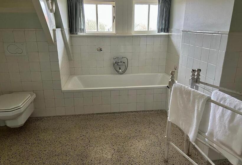 جناح ديلوكس مطل على البحر, Villa Nieuwland B&b