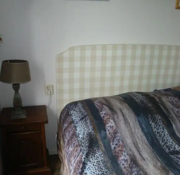 スタンダードルーム, Bed And Breakfast De Zwanebloem