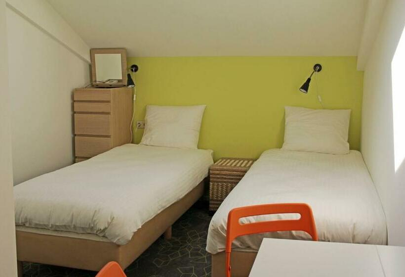 اتاق اکونومی, Dorpslogement Pieterburen