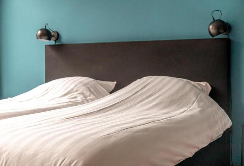 غرفة ديلوكس رباعية, 1001 Nights Boutique Lofts