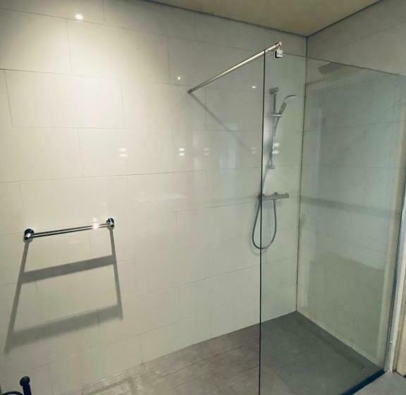 חדר סטנדרט, Hof Van Sellingen