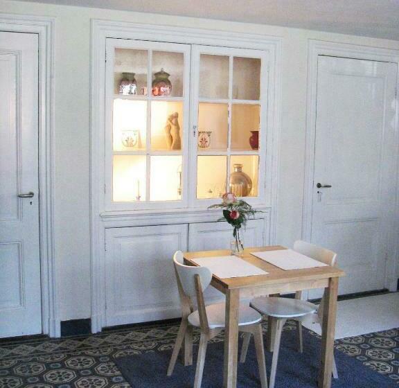 Номер Стандарт, Pluweel